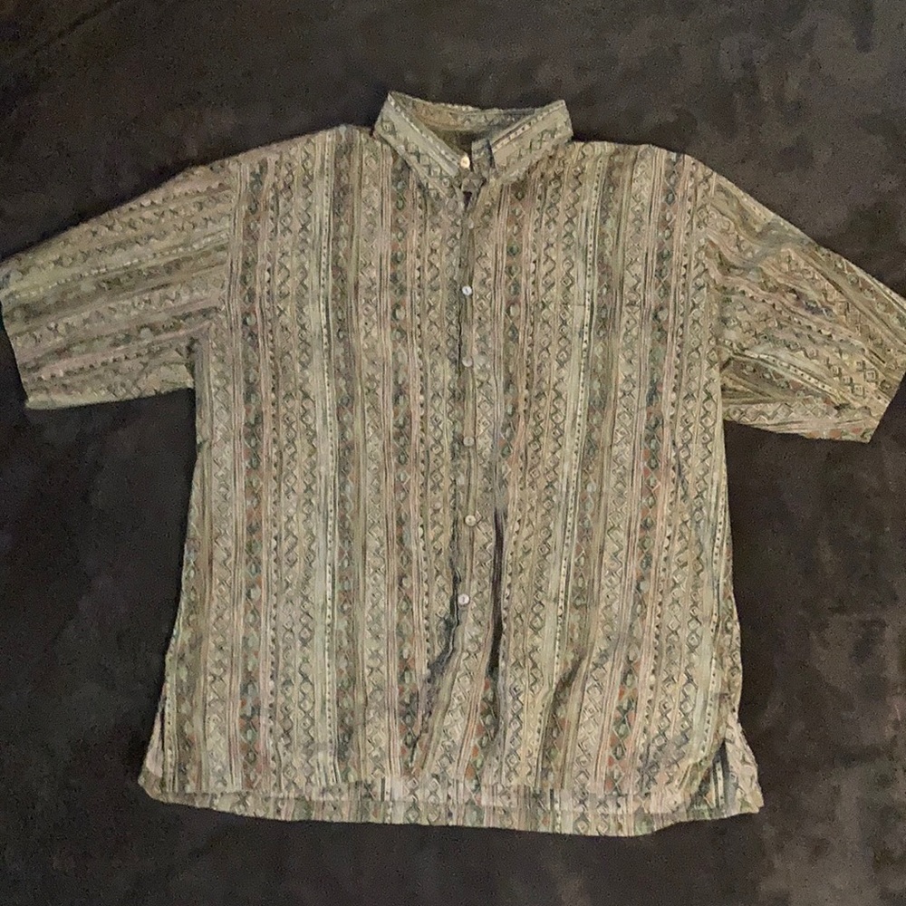 Tori Richard Funky green pattern men’s large casual button down